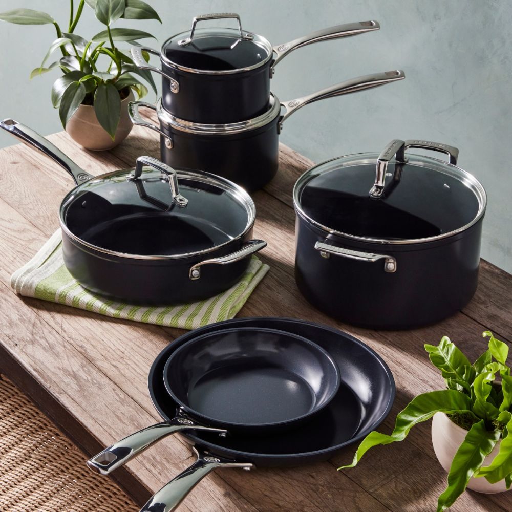 25_essential_ceramic_nonstick_cookware_collection_1382_square_1.jpg