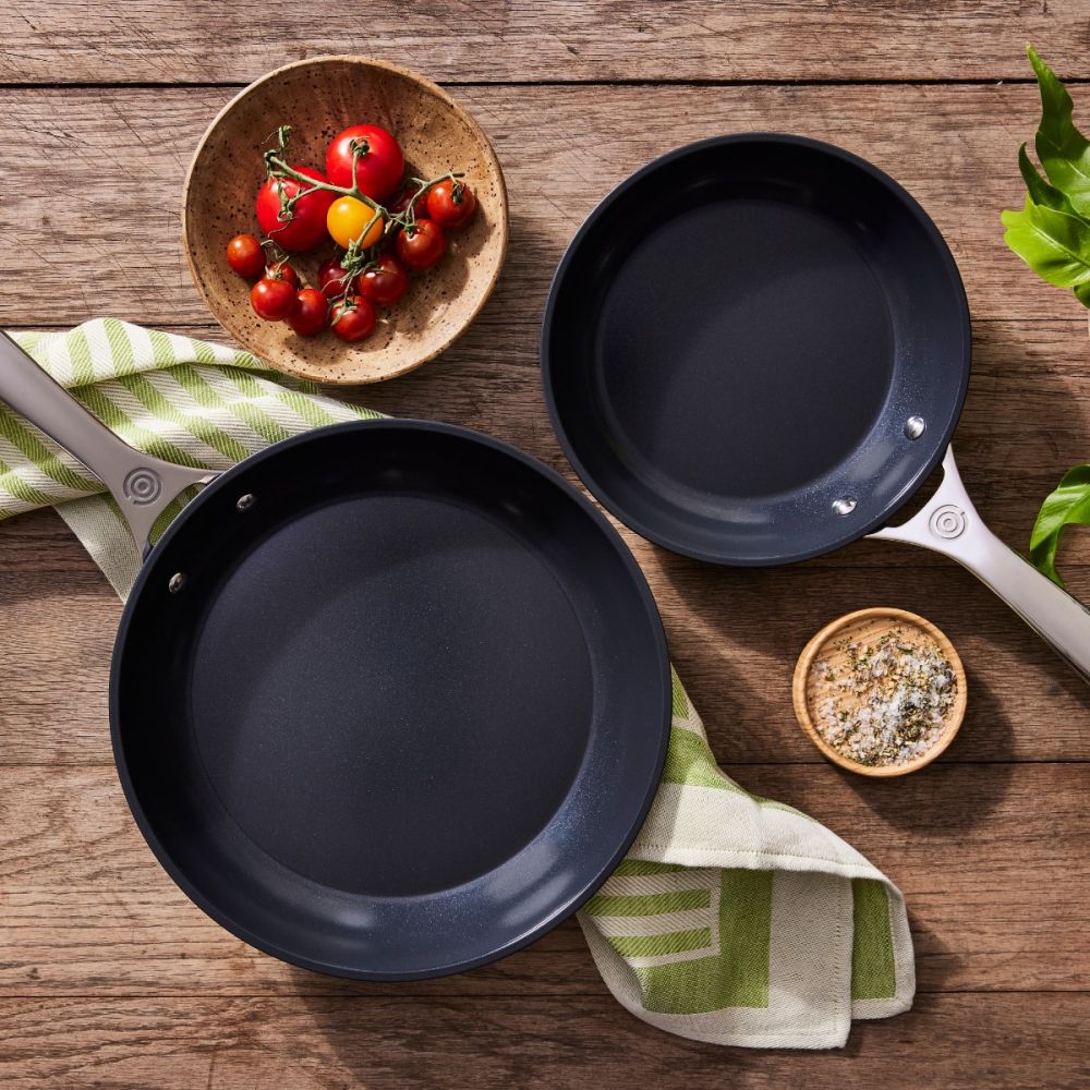 26_essential_ceramic_fry_pan_set_1444.jpg
