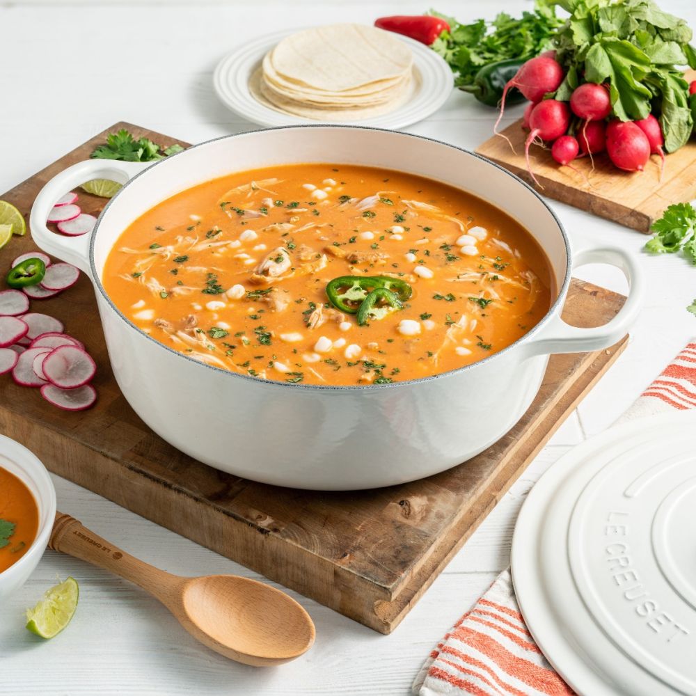 6.75_qt_round_wide_dutch_oven_red_posole_shot_7_v2.jpg