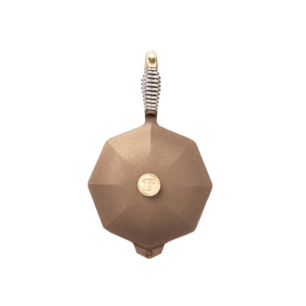 finex-skillet-10-with-lid-top.jpg