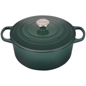 Le Creuset 5.5 Qt. Round Signature Dutch Oven with Stainless Steel Knob | Artichaut