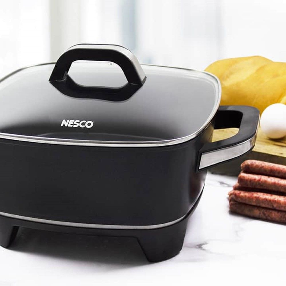 twelve-inch-skillet-lifestyle_5.jpg